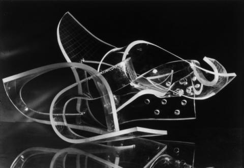 07. Moholy-Nagy László, Spirali, 1943, stampa in gelatina d’argento su carta",182×269 mm; Debrecen, Collezione Antal – Lusztig	