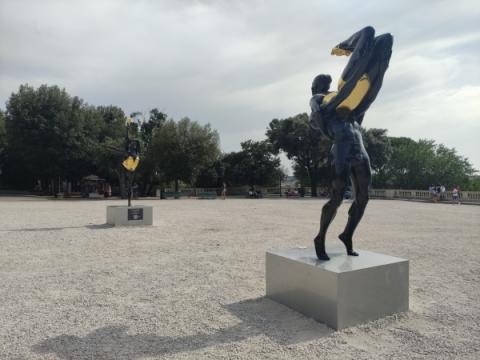 Carole A. Feuerman installazione sculture al Pincio